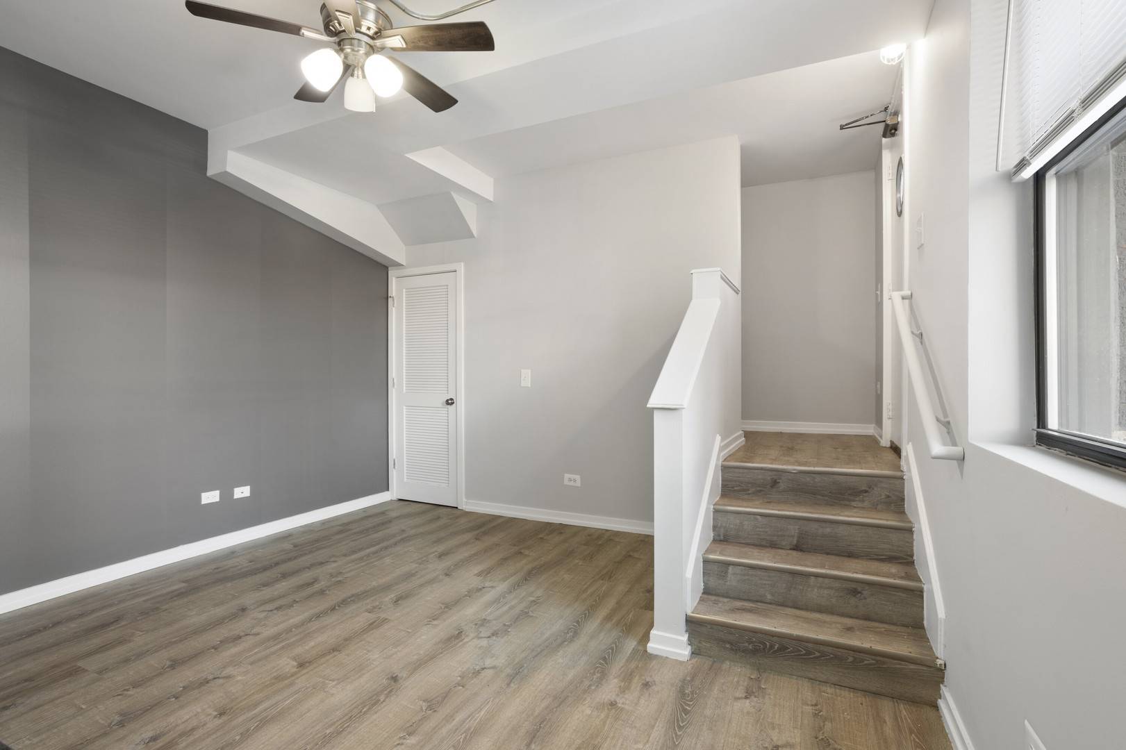 Chicago, IL 60640,4875 N Magnolia AVE #107