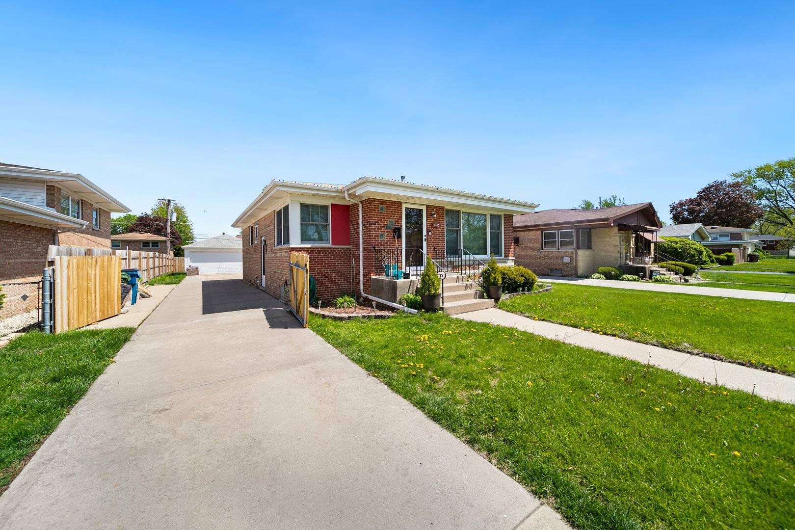 Oak Lawn, IL 60453,9613 S Knox AVE