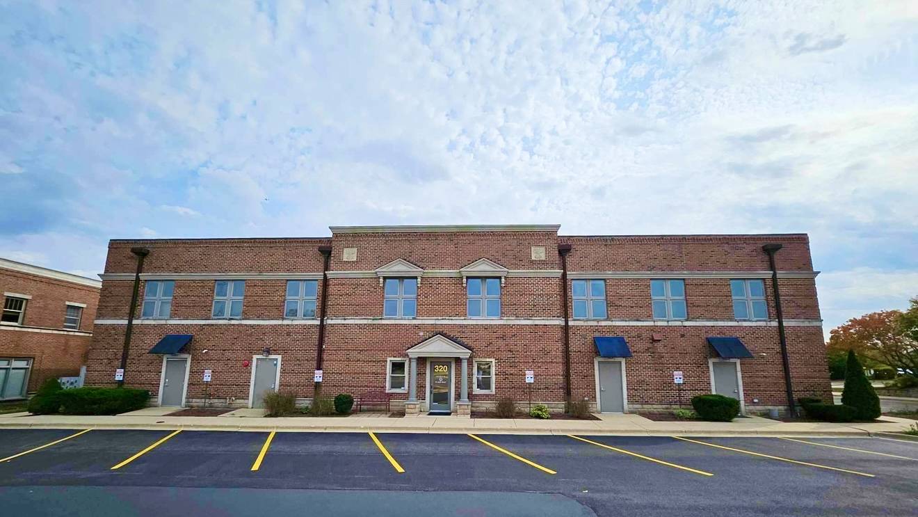 St. Charles, IL 60175,40W320 LaFox RD #E