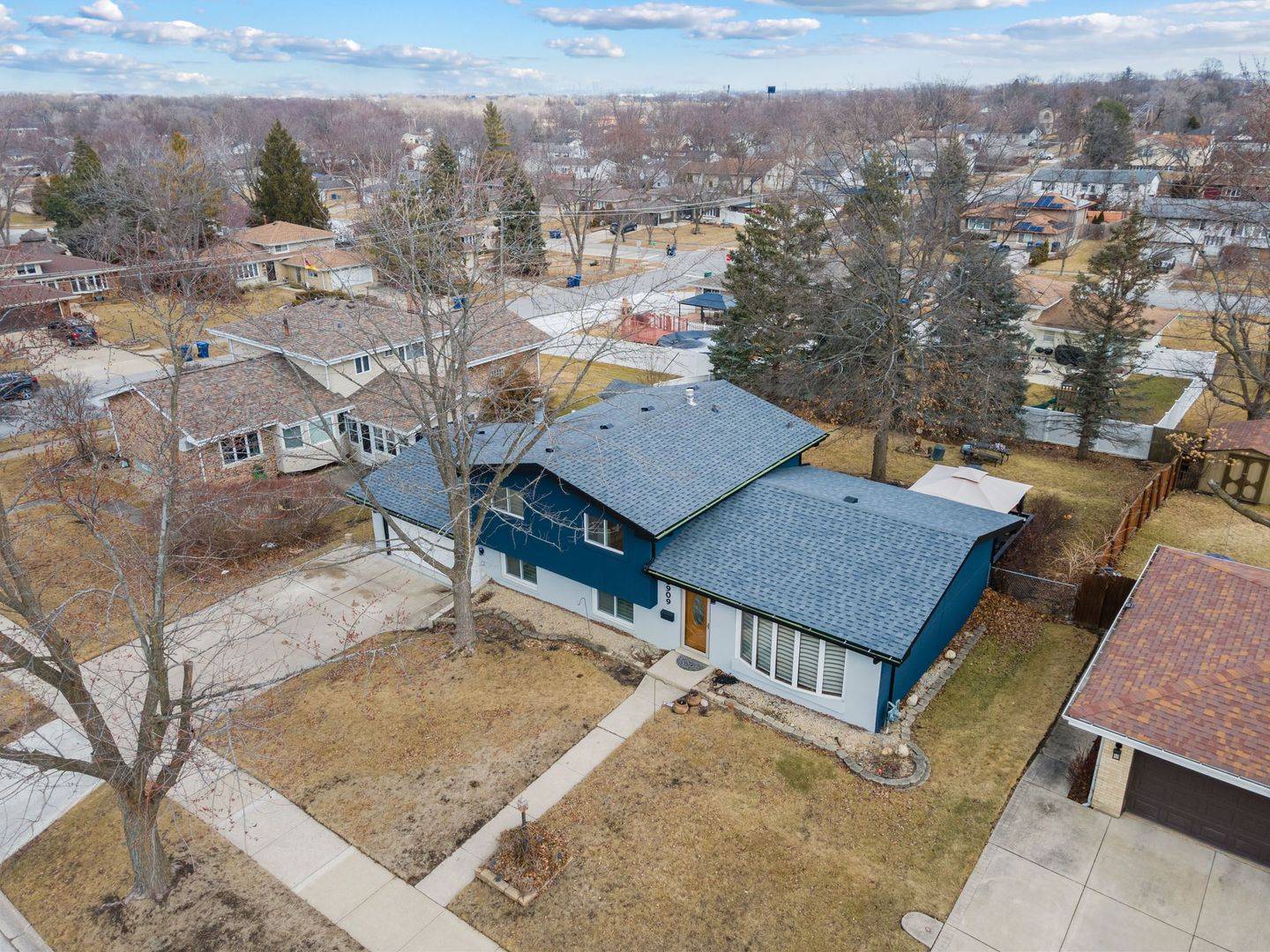 Hickory Hills, IL 60457,8909 S 85th CT