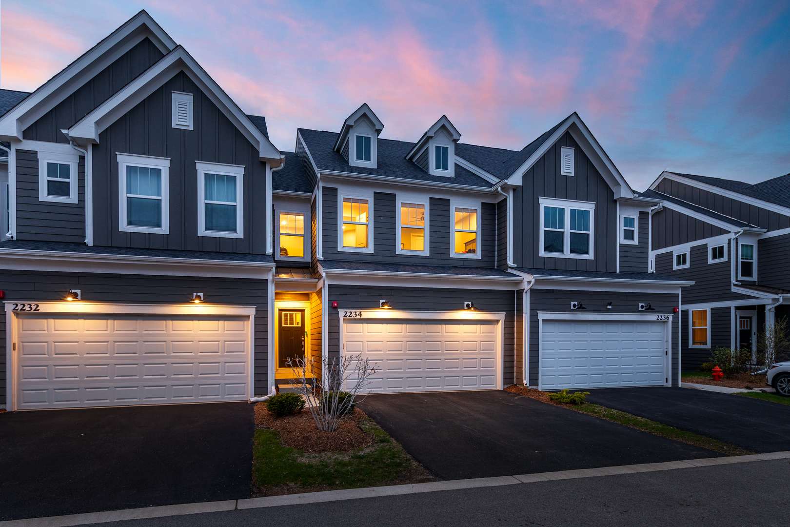 Naperville, IL 60563,2234 Weatherbee LN