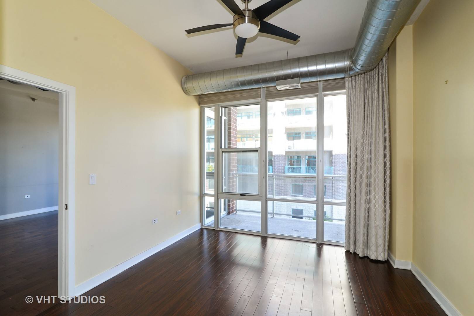 Chicago, IL 60607,901 W Madison ST #416