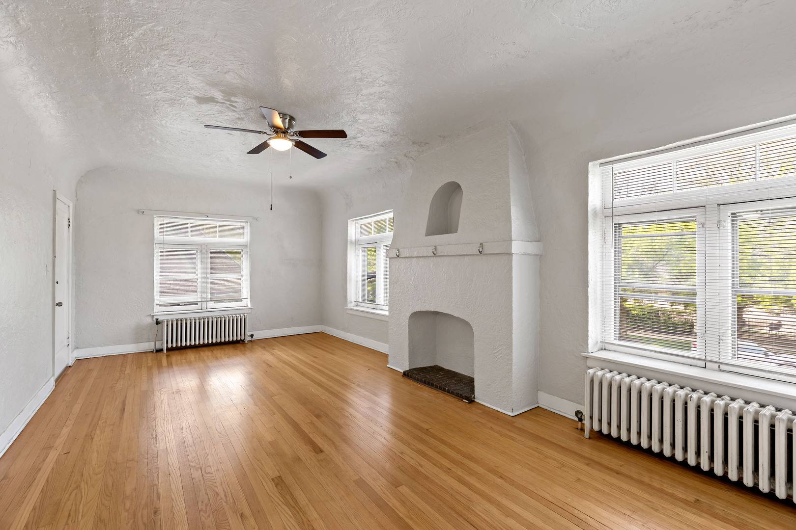Chicago, IL 60643,11059 S Hoyne AVE #2