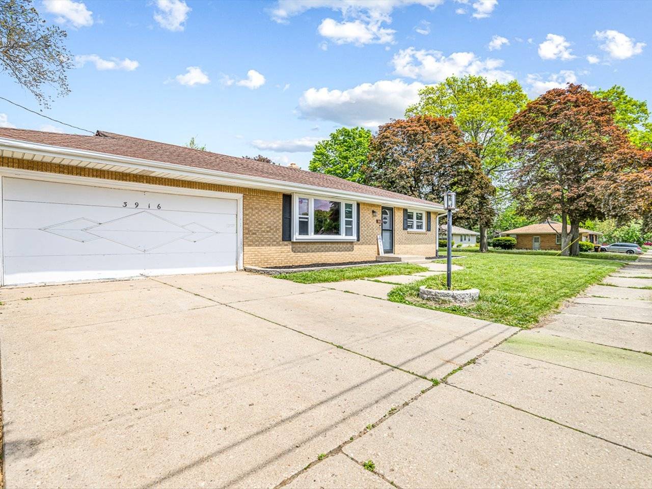 Rockford, IL 61108,3916 Dempster AVE