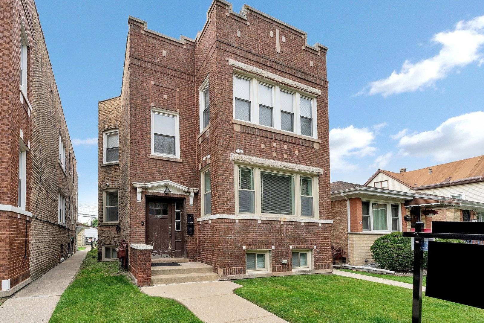 Chicago, IL 60630,4616 N Kasson AVE #1