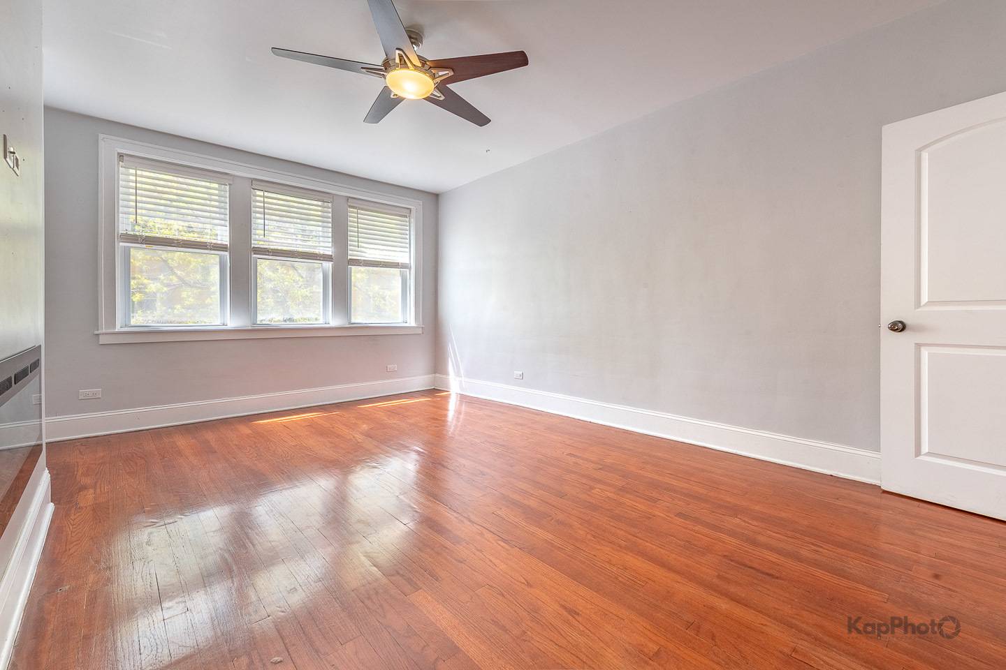 Chicago, IL 60641,4006 W Nelson ST #6A