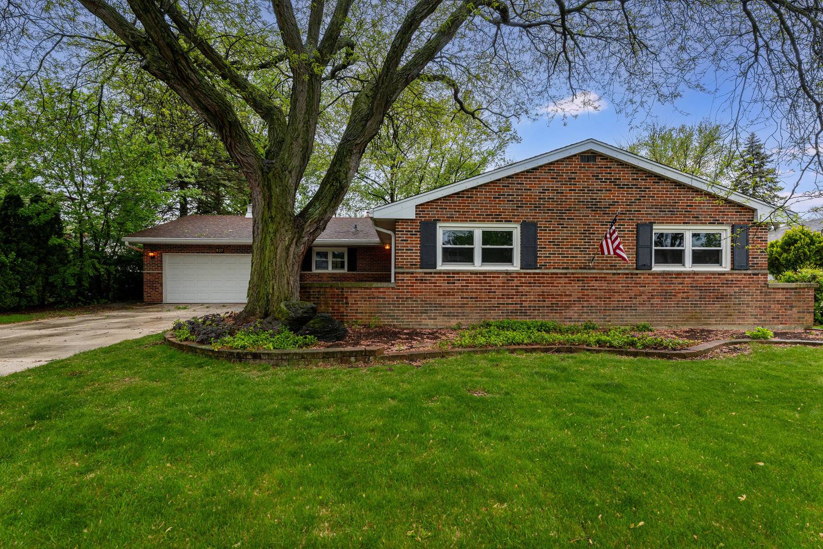 Wheeling, IL 60090,937 Twilight LN
