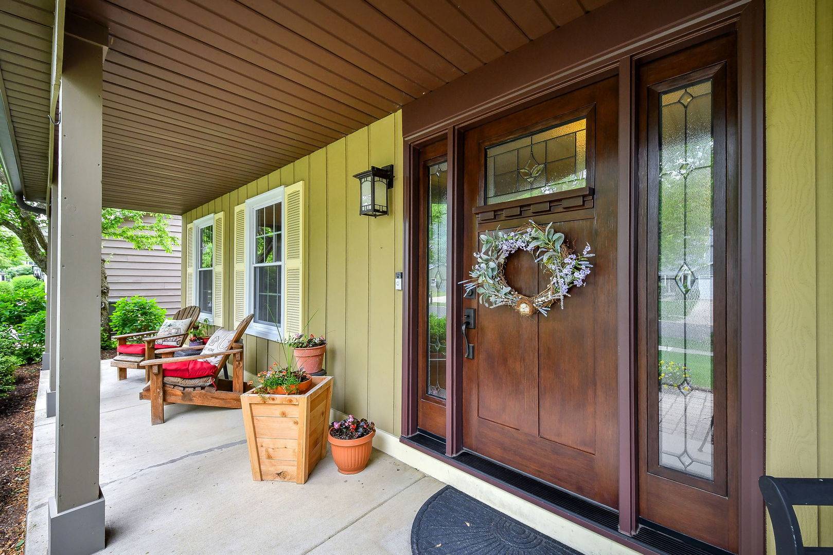 Naperville, IL 60565,2420 Newport DR