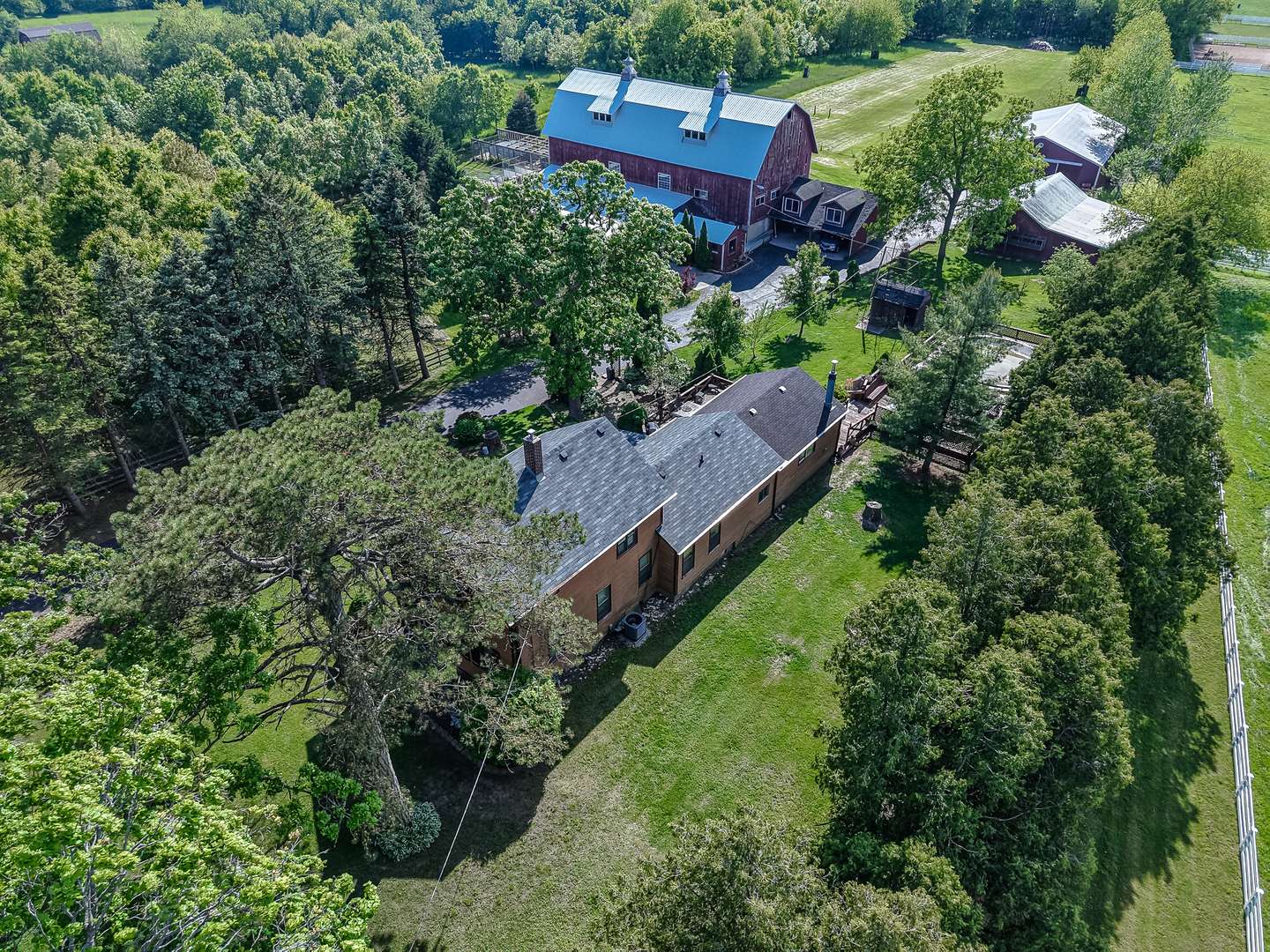 Woodstock, IL 60098,2517 S Country Club RD