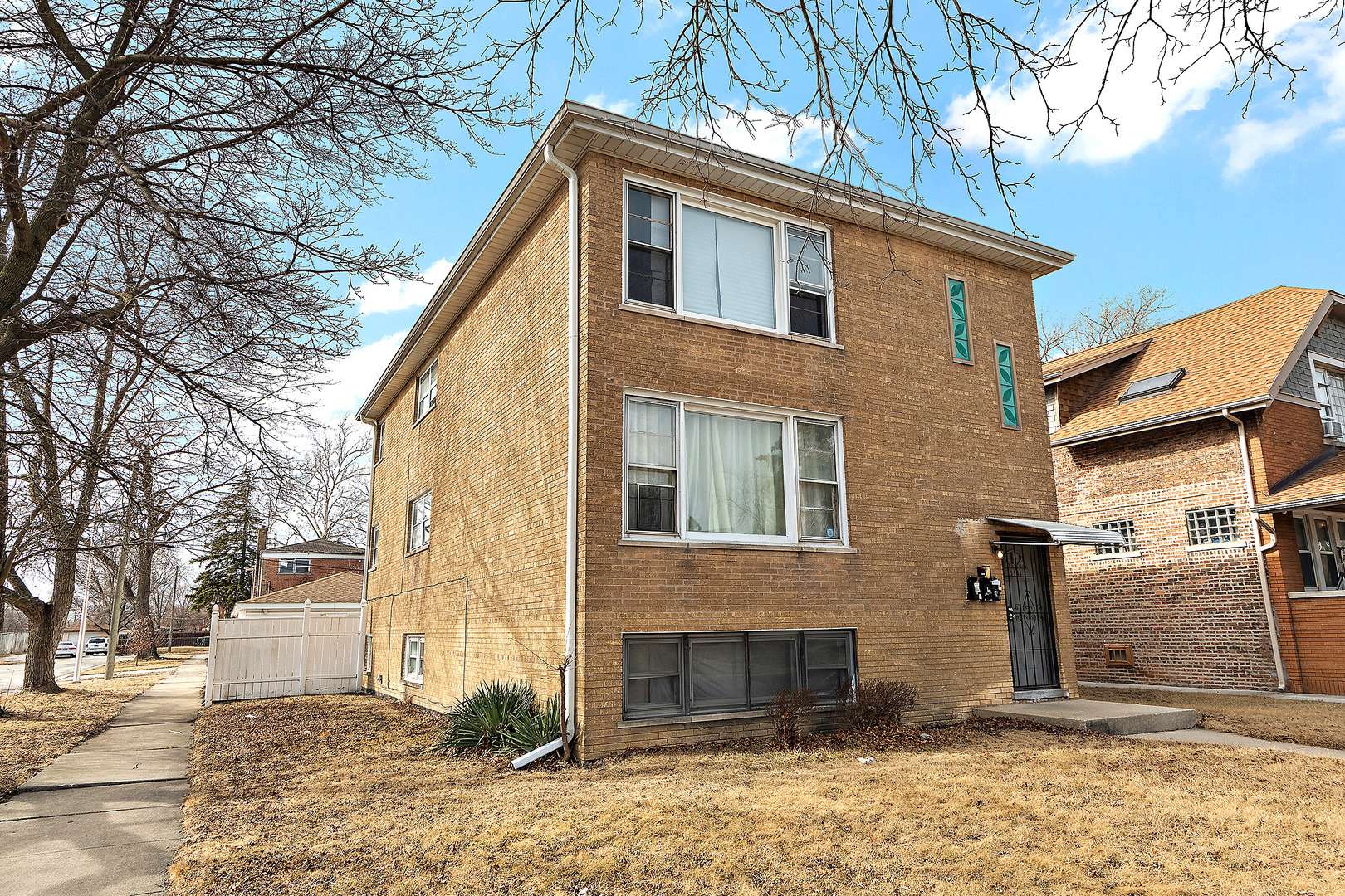 Riverdale, IL 60827,13946 S State ST