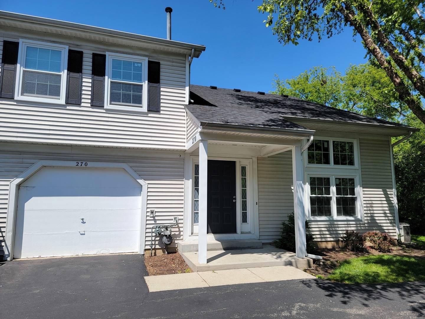 Streamwood, IL 60107,270 Butternut LN