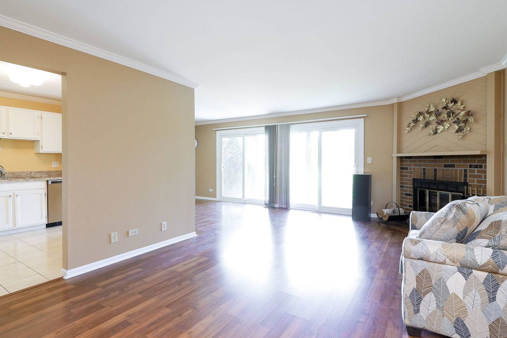 Naperville, IL 60565,2169 Sunderland CT #101B