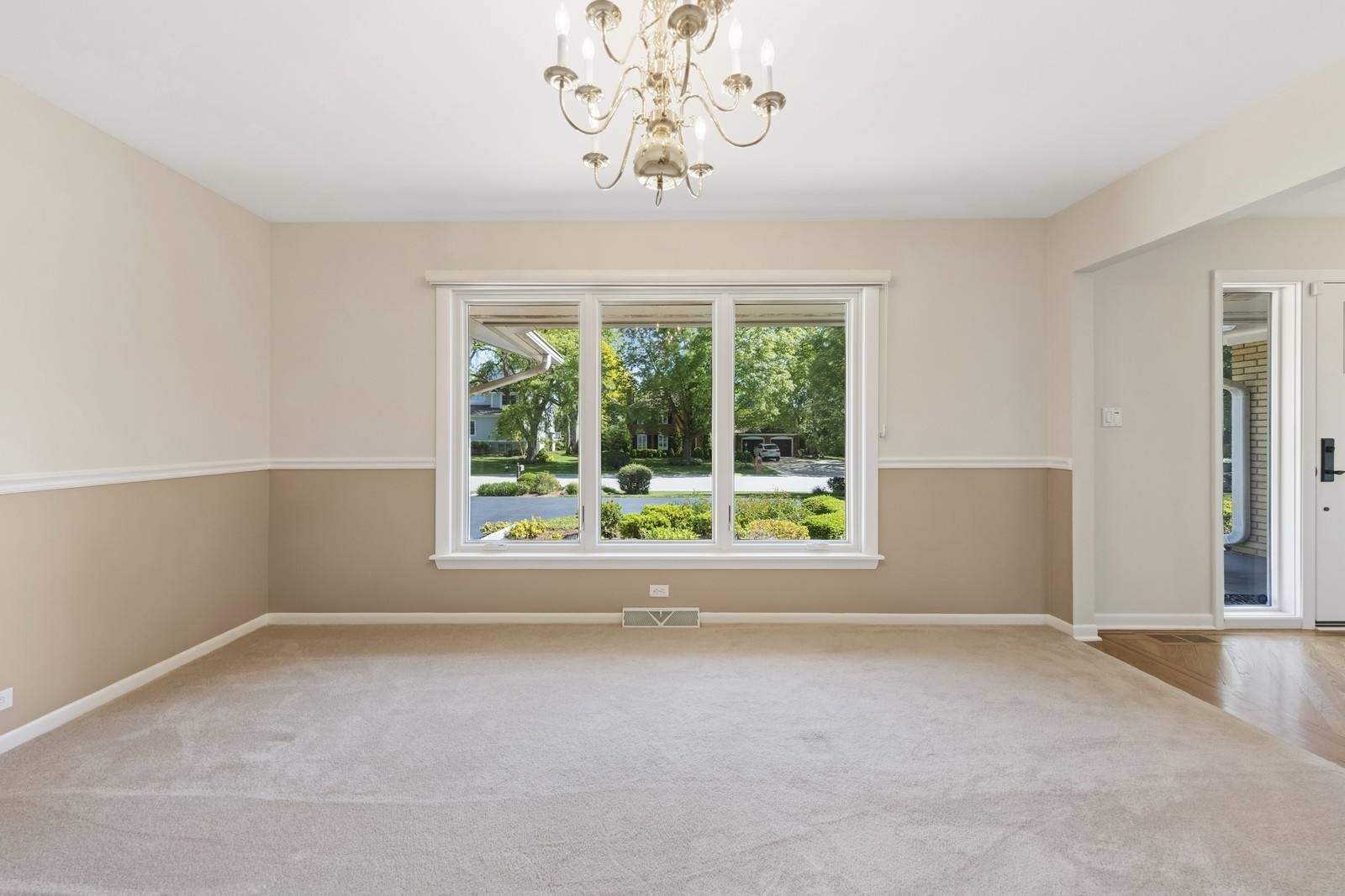 Oak Brook, IL 60523,36 Mockingbird LN