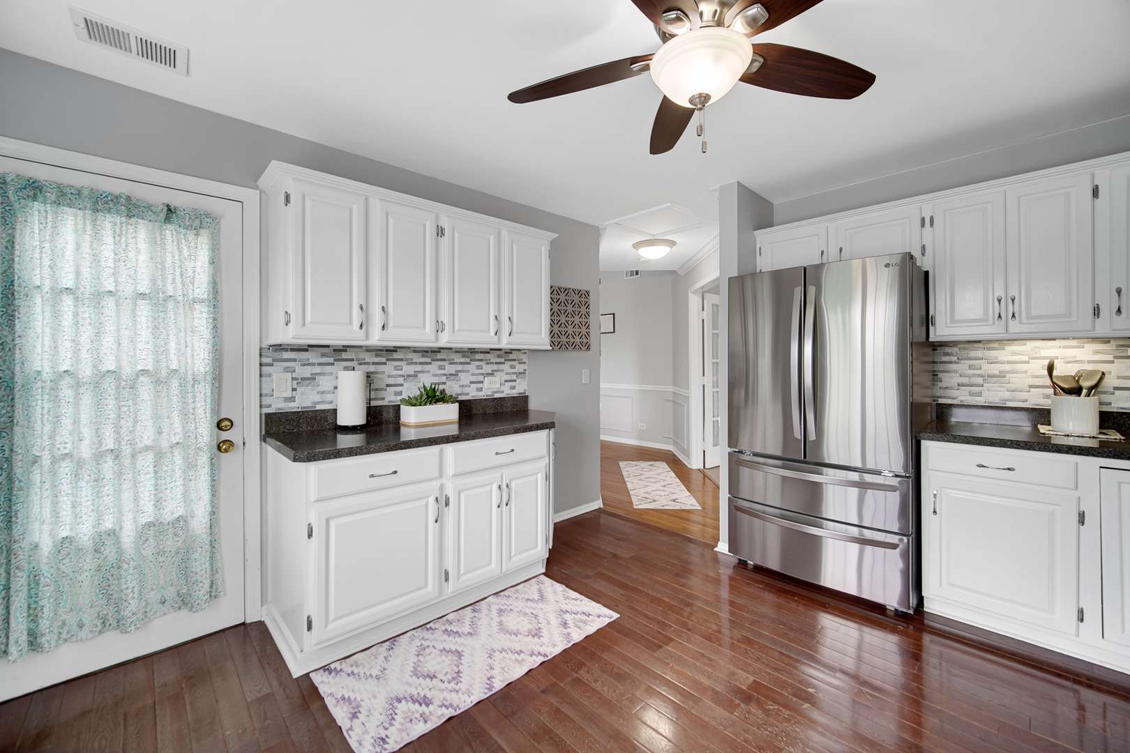 Schaumburg, IL 60193,201 Charleston CT #2