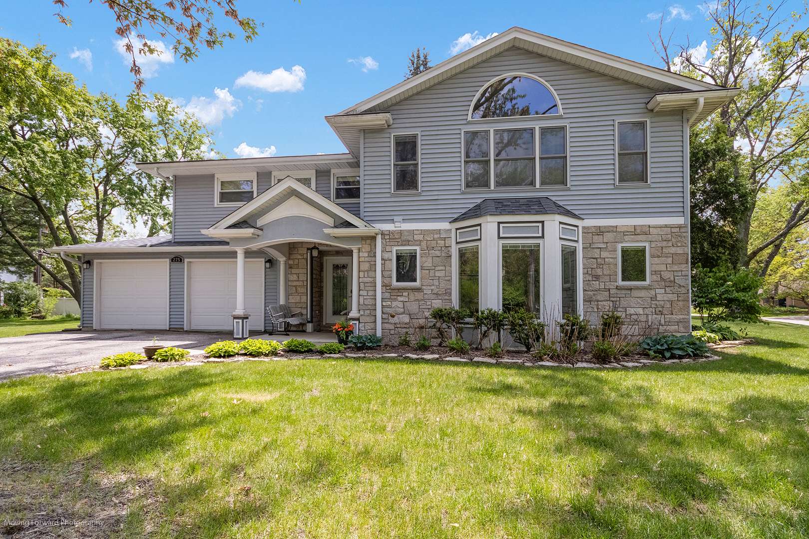 Glen Ellyn, IL 60137,275 Buena Vista DR