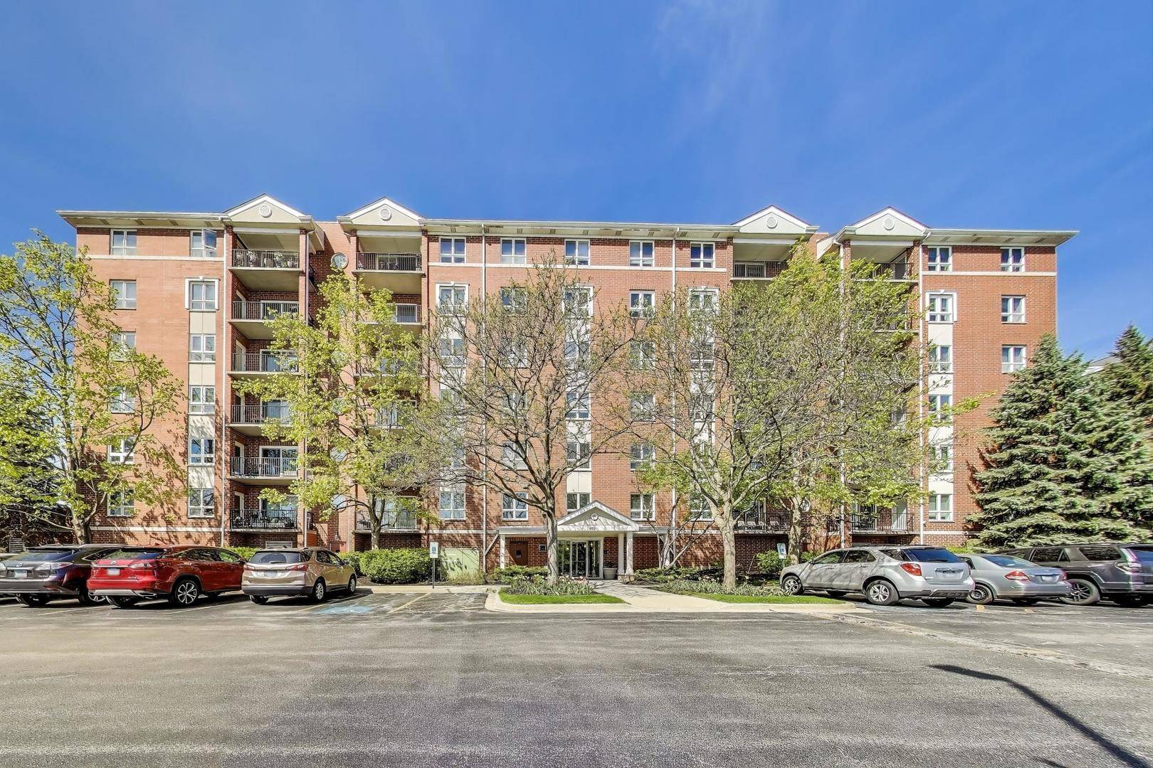 Wheeling, IL 60090,100 N Milwaukee AVE #707