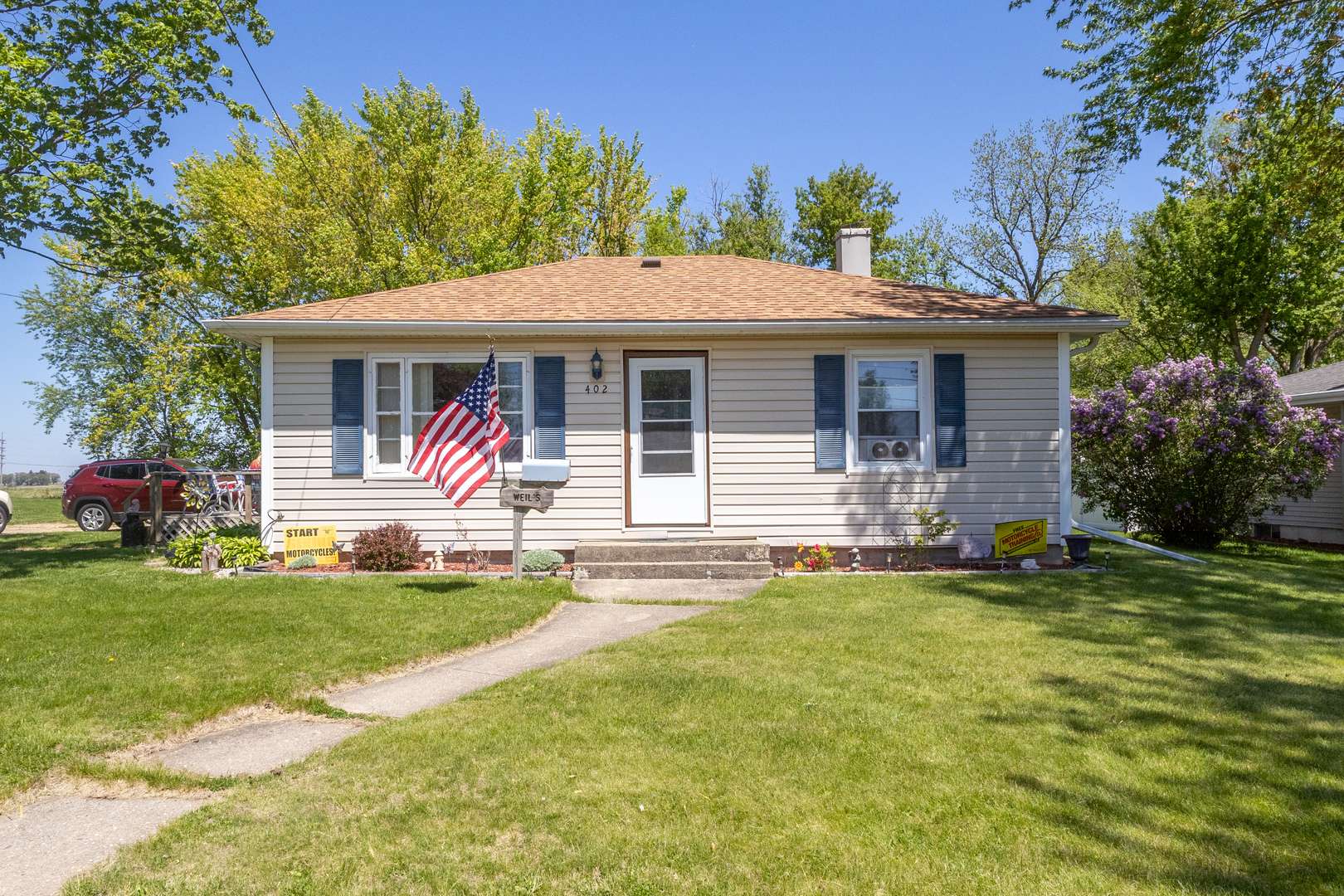 Mount Morris, IL 61054,402 E Hill ST