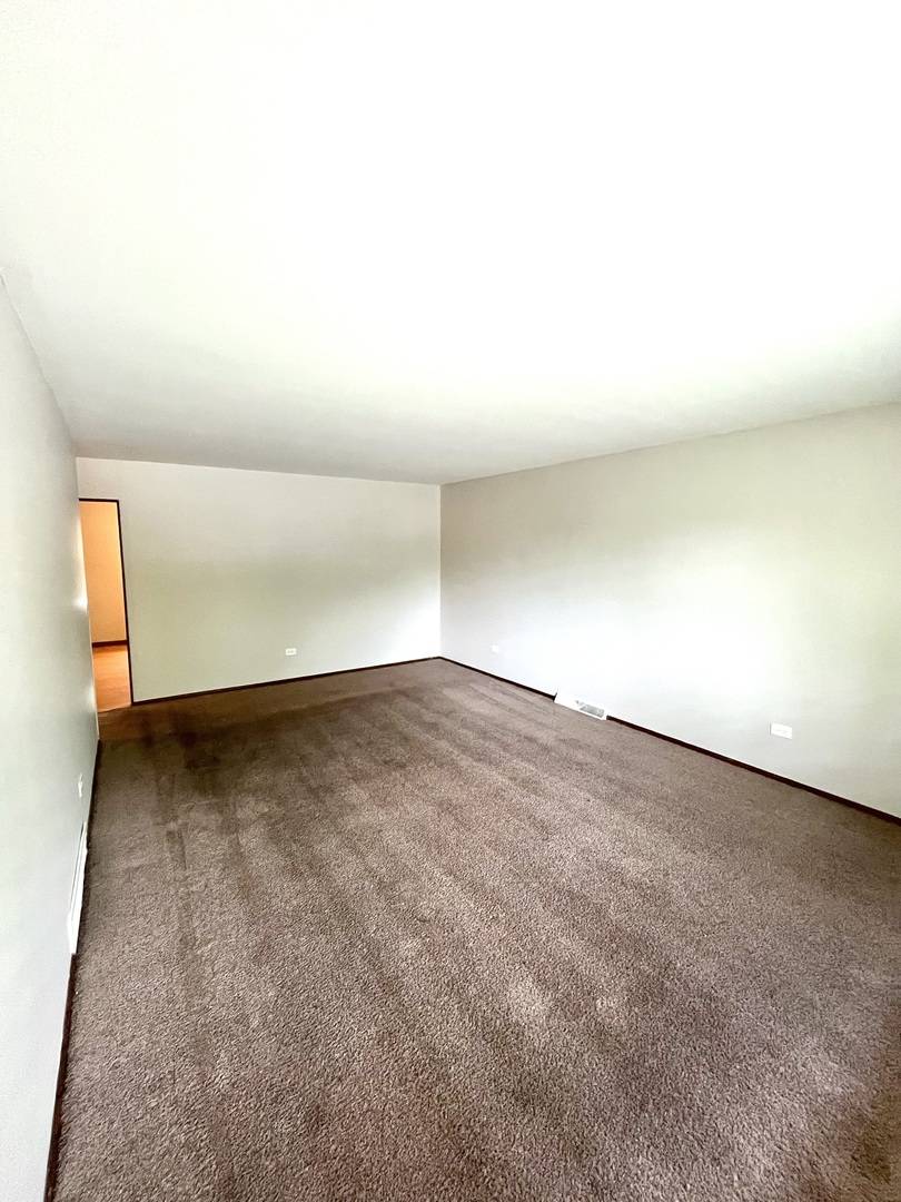 Lansing, IL 60438,2843 193rd ST
