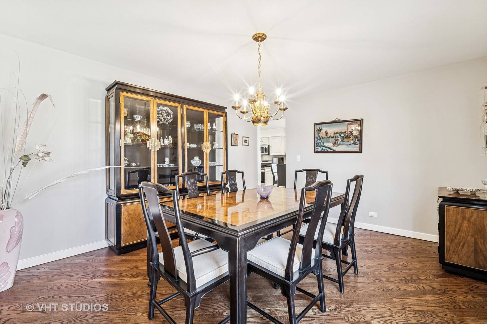 Northbrook, IL 60062,210 Constance LN