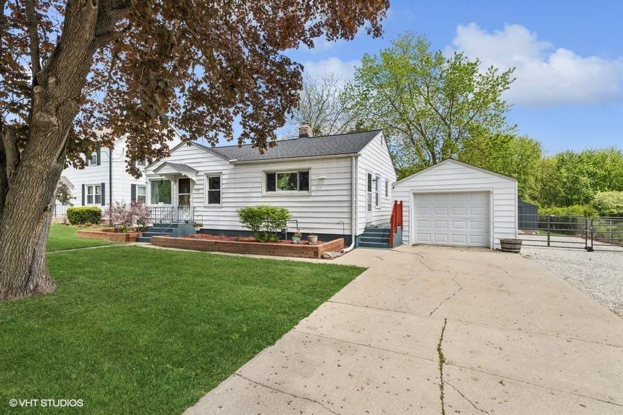 Hebron, IL 60034,9808 Saint Albans ST