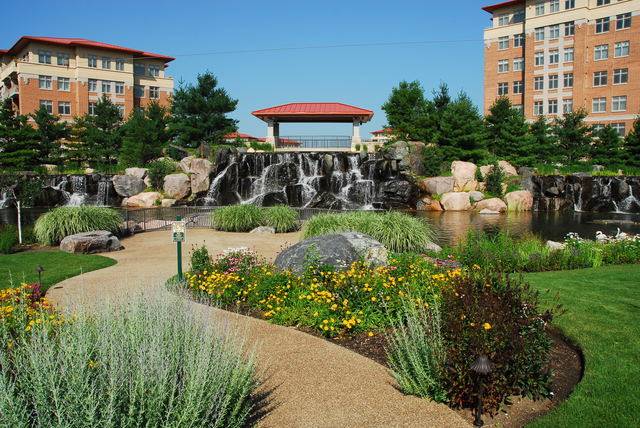 Wheeling, IL 60090,230 Violet LN