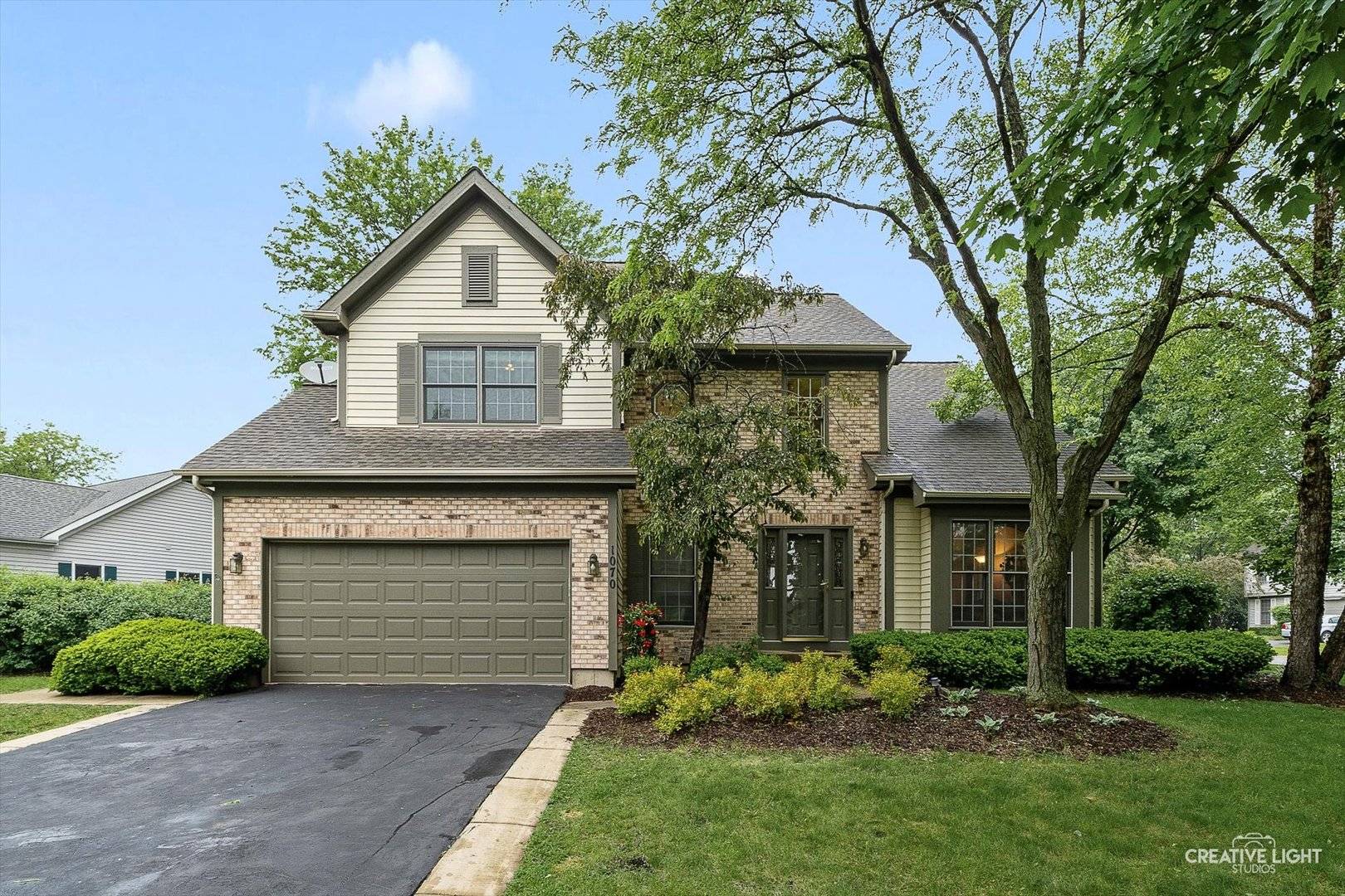 Elgin, IL 60120,1070 Hobble Bush LN