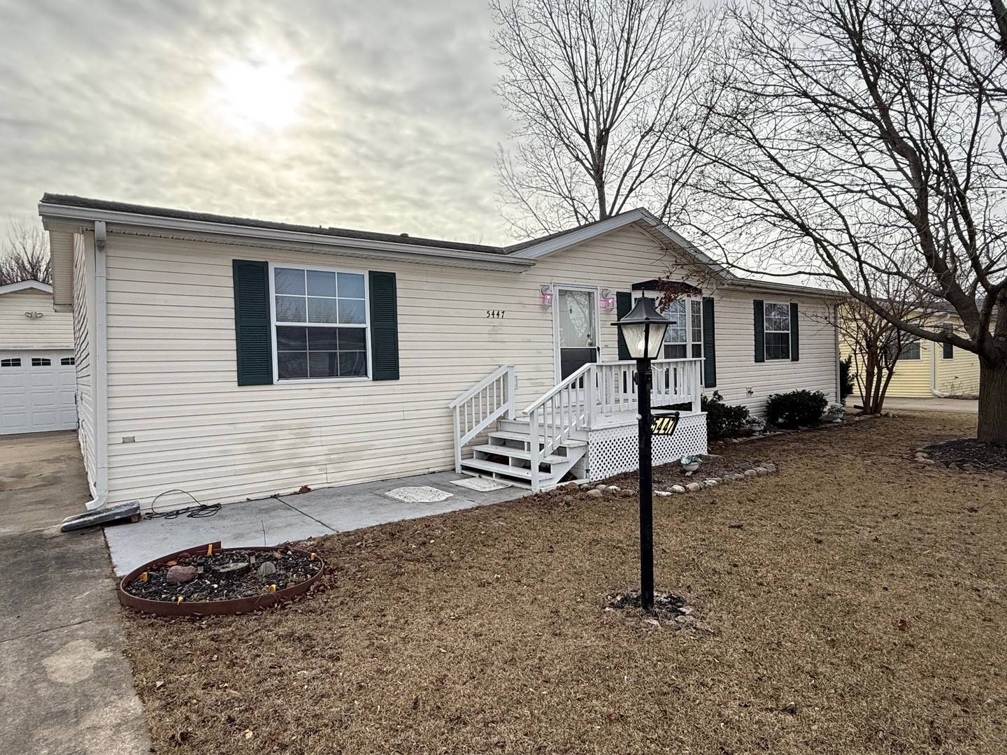 Machesney Park, IL 61115,5447 Autumnash LN