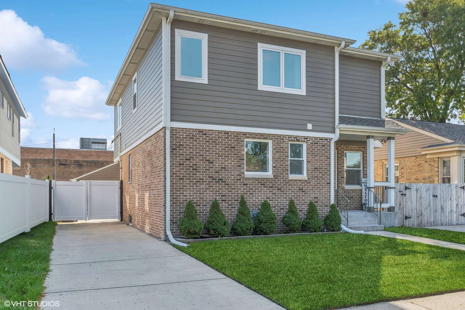 Chicago, IL 60646,7337 N Mcvicker AVE