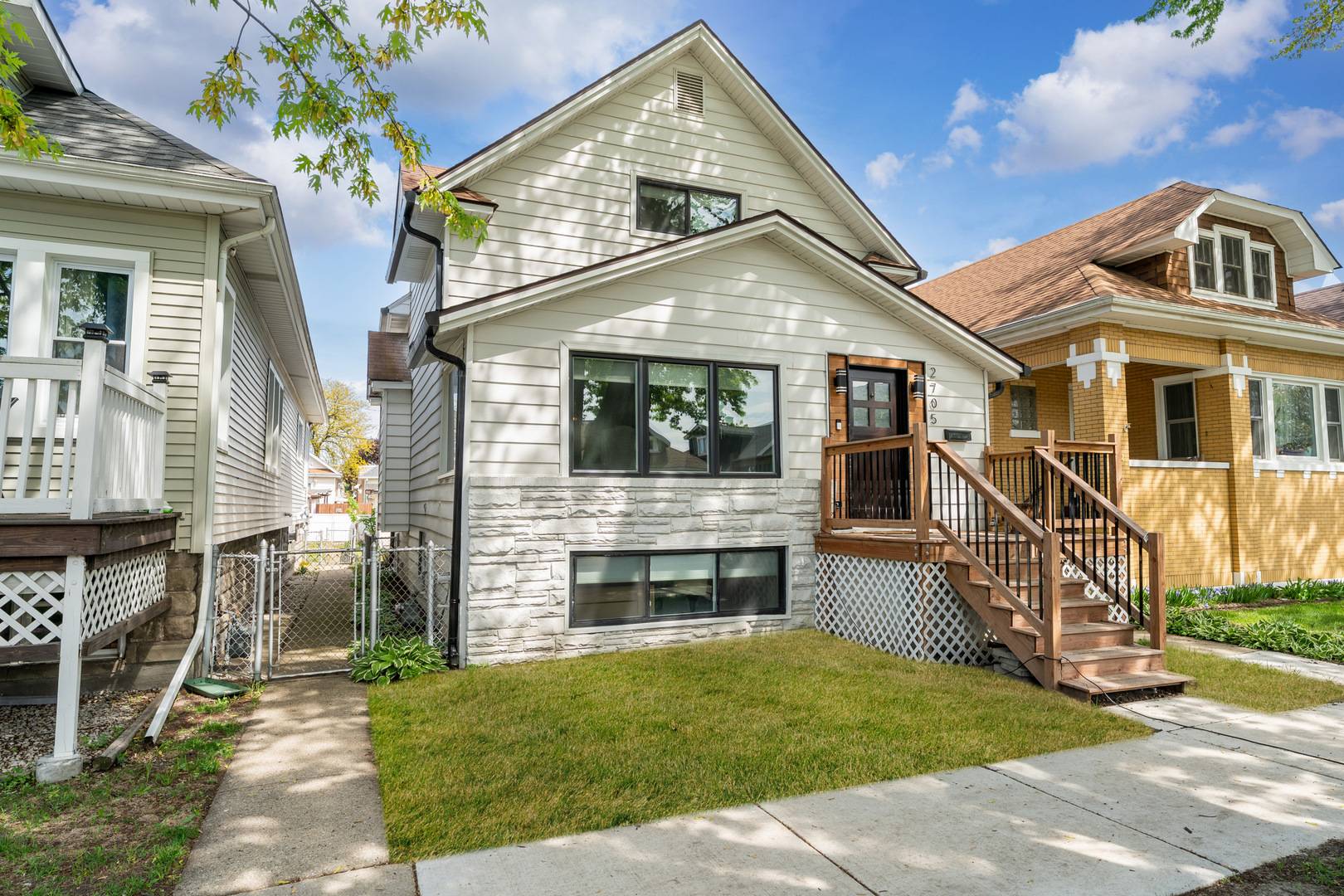 Berwyn, IL 60402,2705 Cuyler AVE