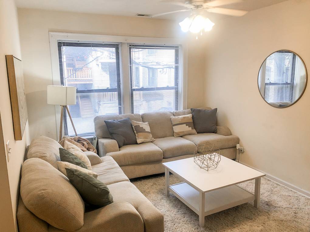 Chicago, IL 60657,2833 N Cambridge AVE #2C