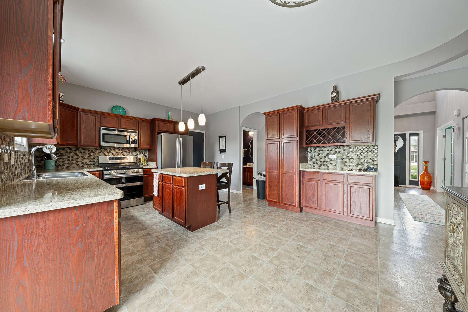 New Lenox, IL 60451,2274 Scotsglen DR