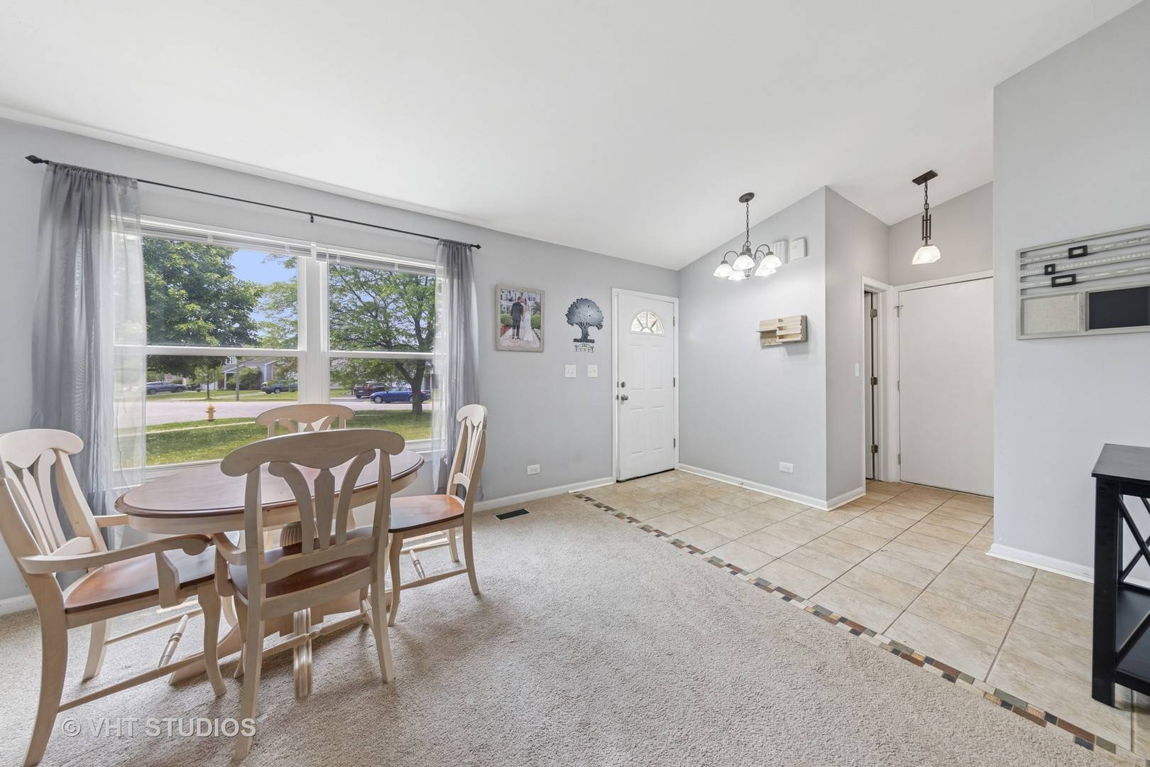 Carol Stream, IL 60188,1247 Trinity DR