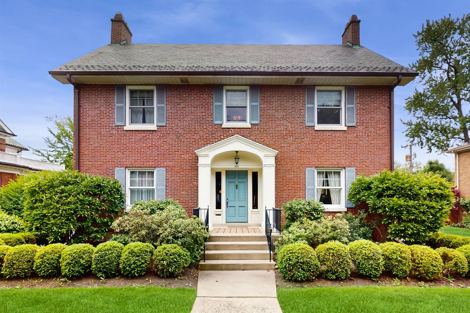 Oak Park, IL 60302,915 Columbian AVE