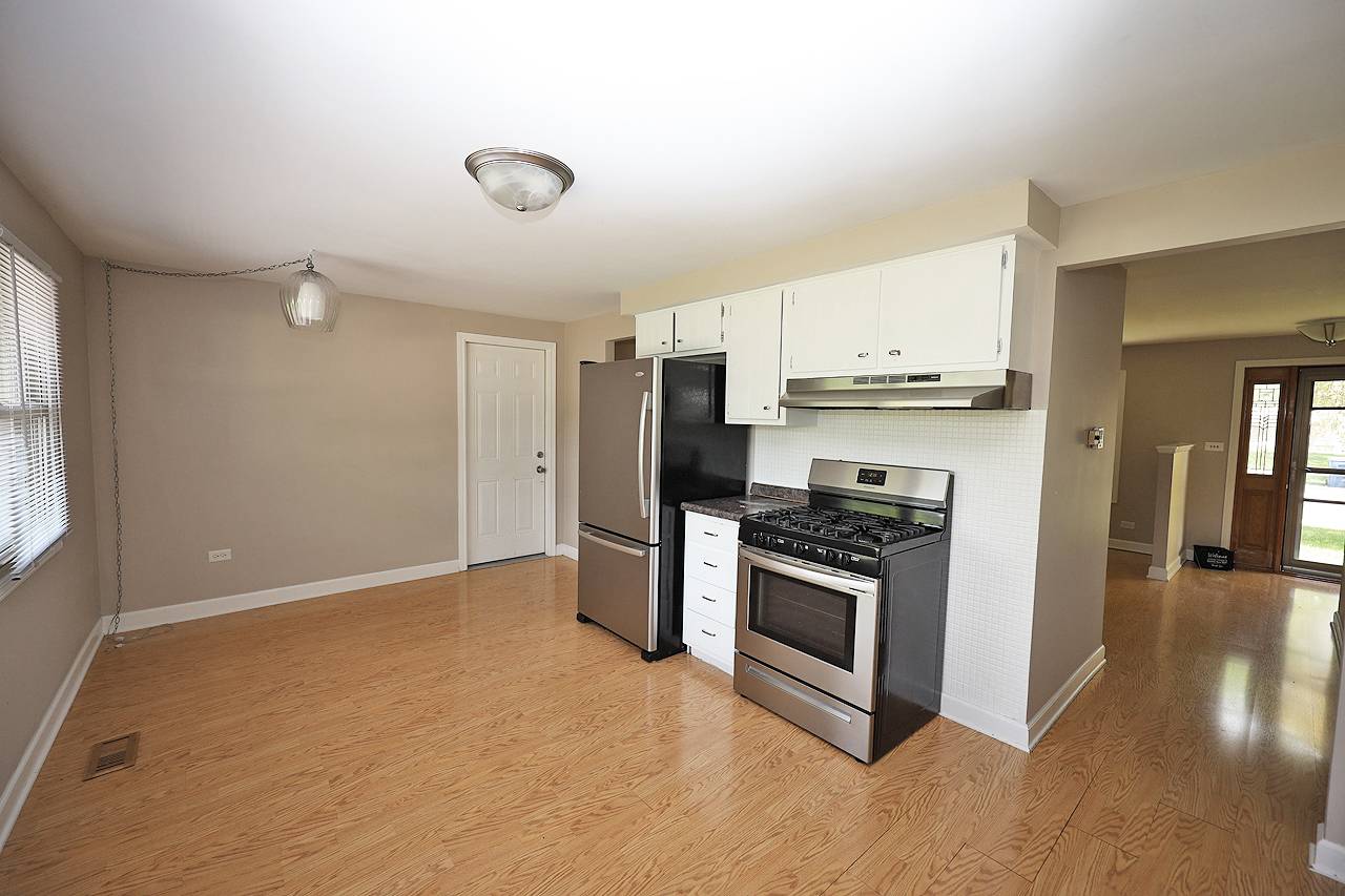 Schaumburg, IL 60193,122 Lela LN