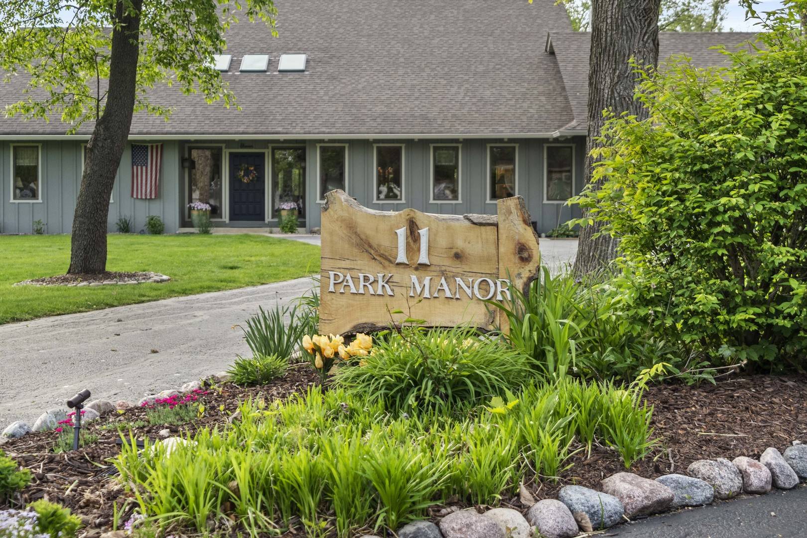Dyer, IN 46311,11 Park Manor DR