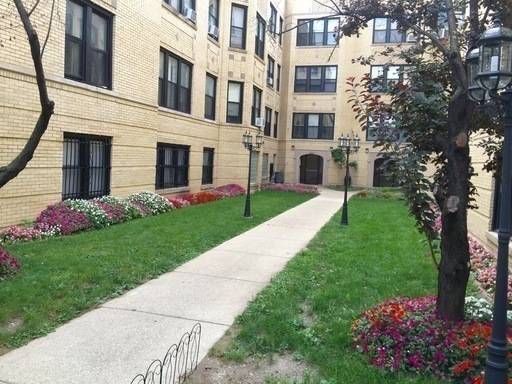 Chicago, IL 60647,3641 W Dickens AVE #1A