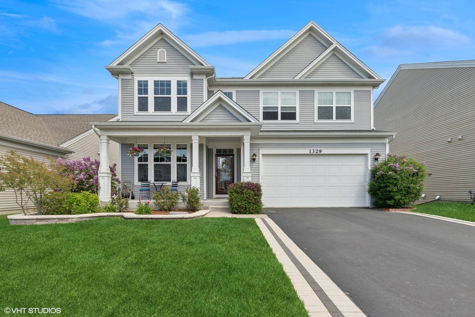 Mundelein, IL 60060,1329 W Courtland ST