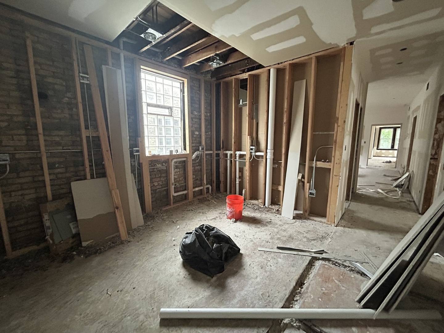 Chicago, IL 60620,8125 S Peoria ST