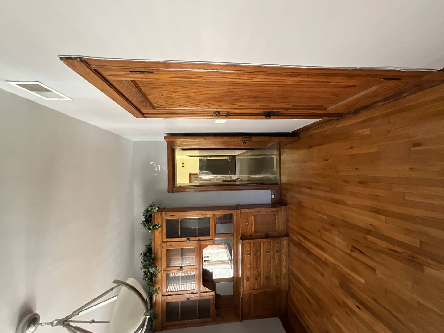 Chicago, IL 60622,919 N Leavitt ST #2F