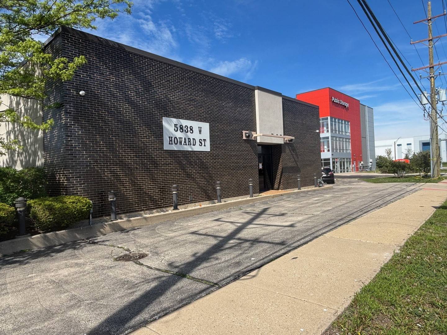 Skokie, IL 60077,5834 Howard ST