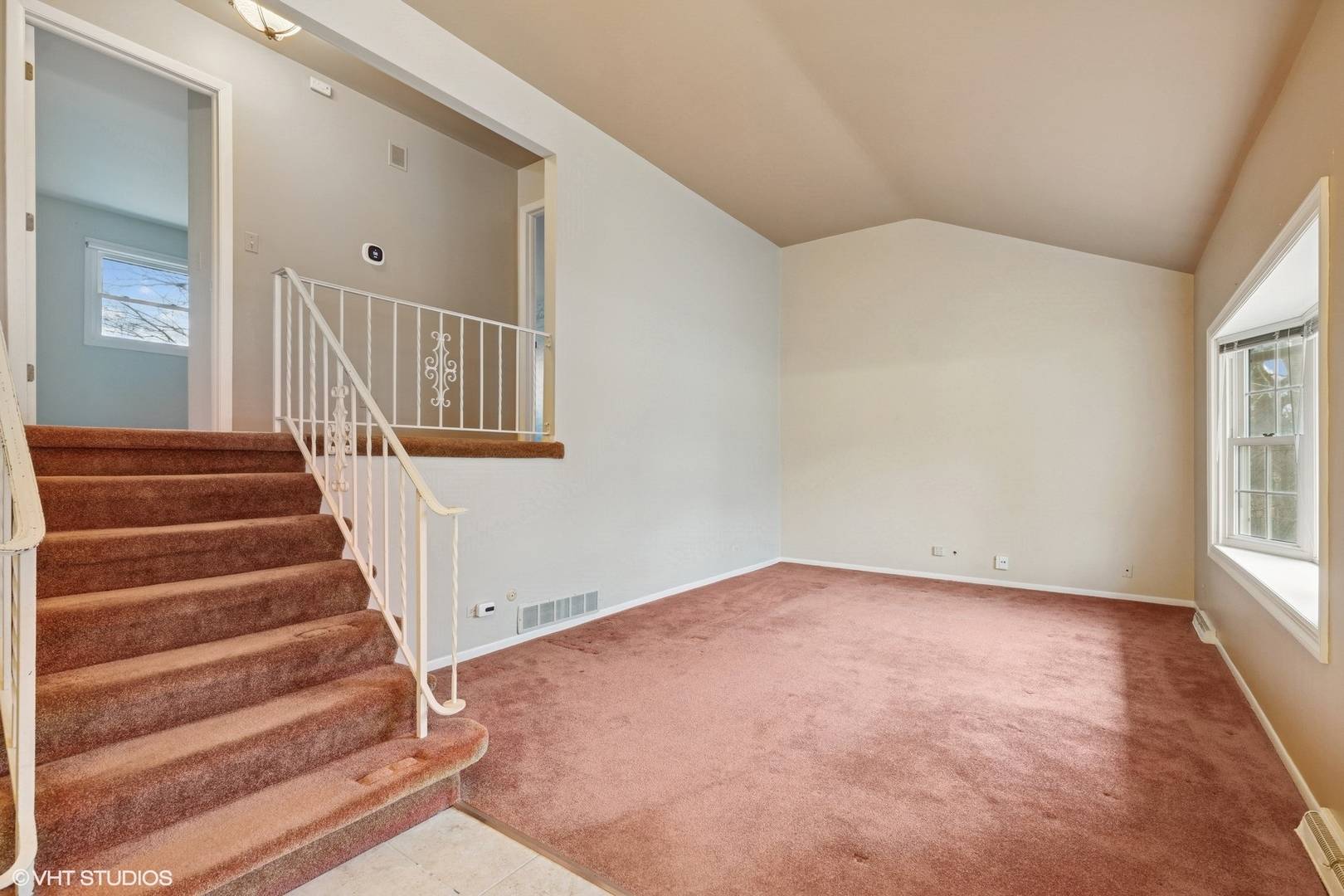 Mundelein, IL 60060,1092 Aberdeen LN