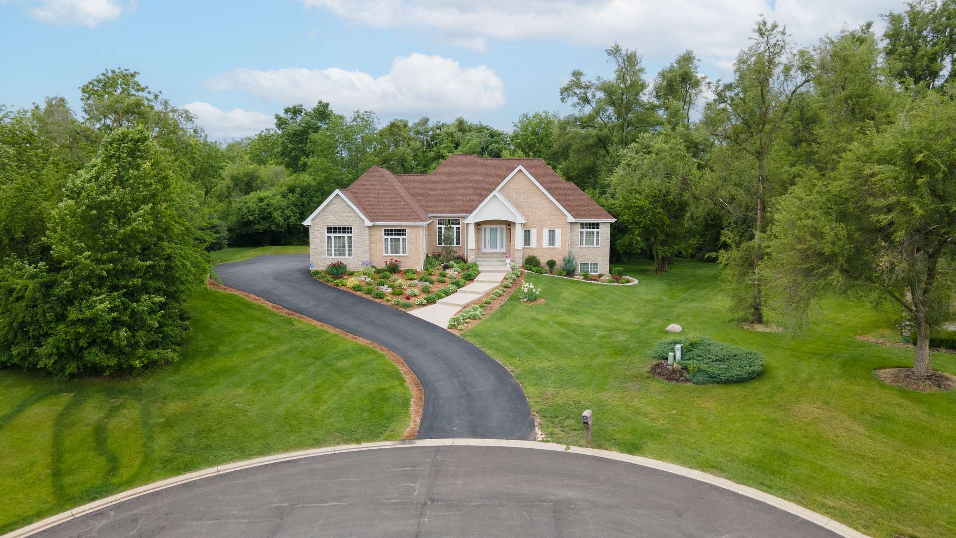Crystal Lake, IL 60014,5419 Rita AVE