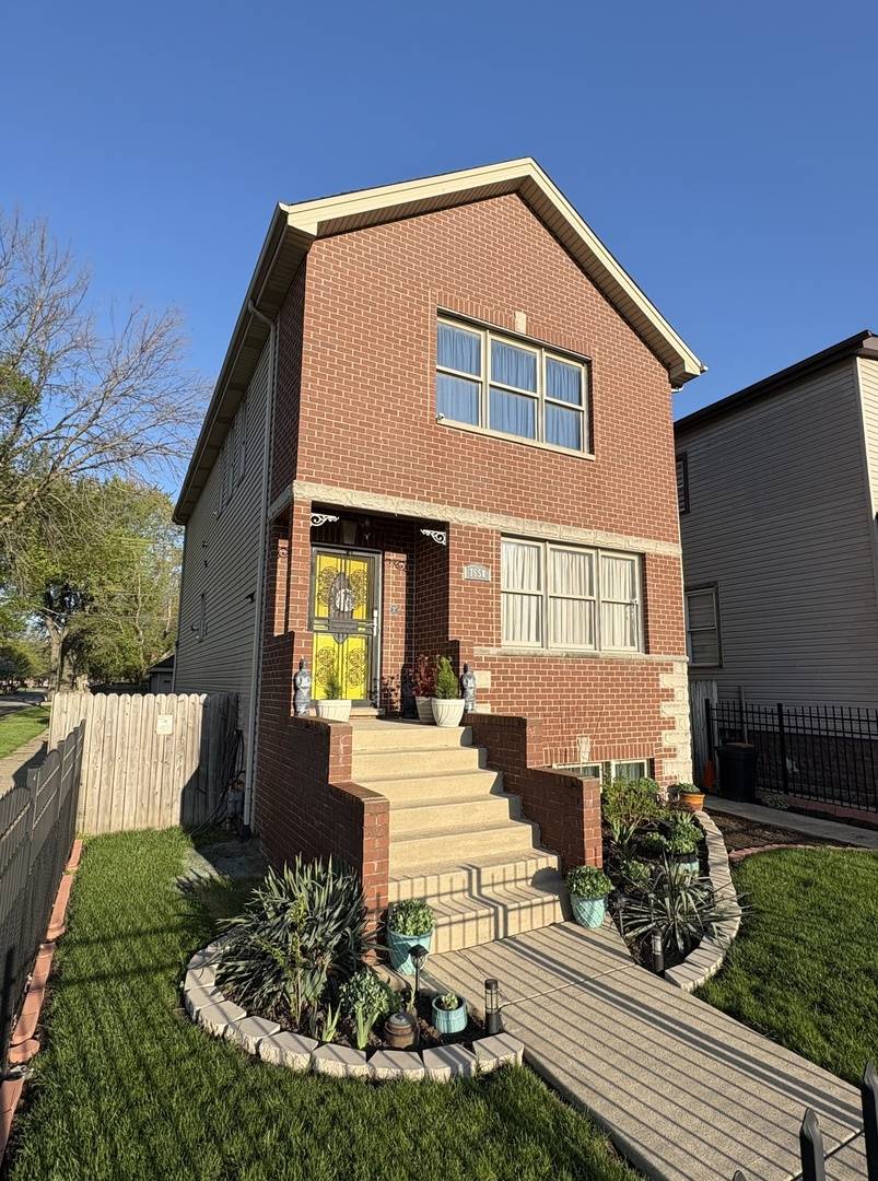 Chicago, IL 60619,7658 S Greenwood AVE
