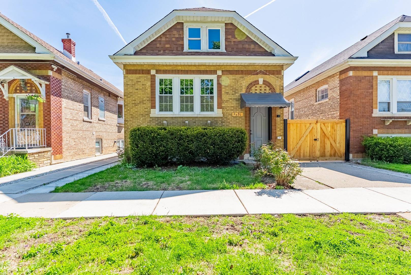 Berwyn, IL 60402,2531 Grove AVE