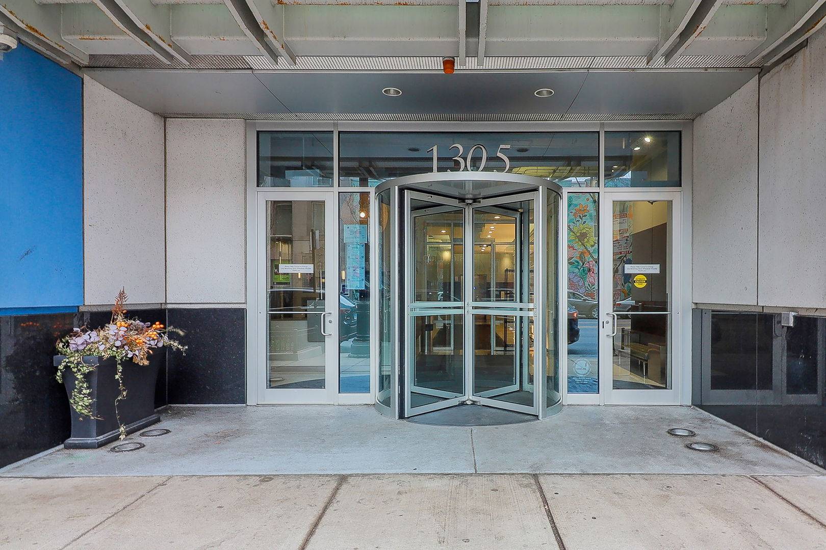 Chicago, IL 60605,1305 S MICHIGAN AVE #1906