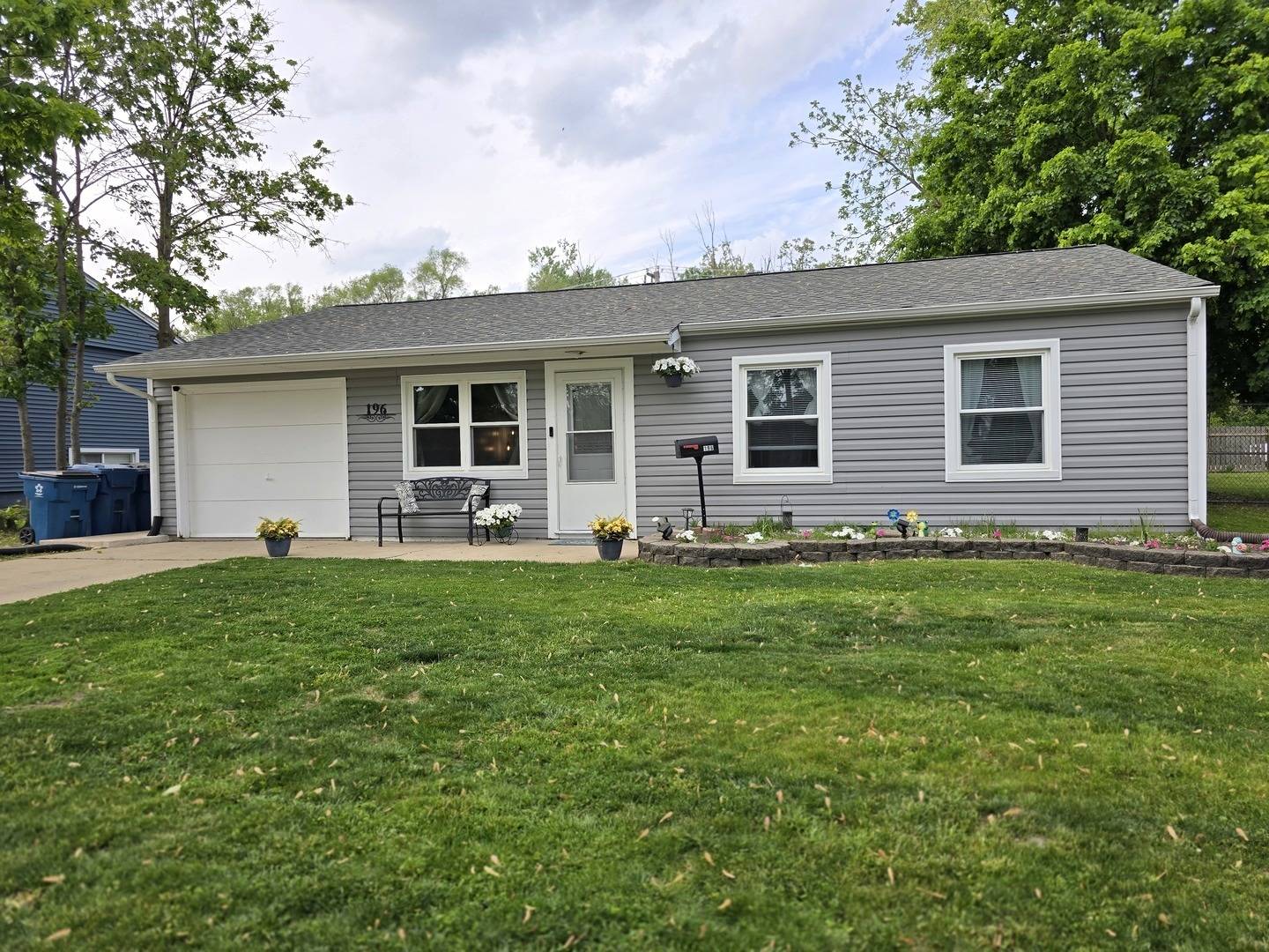 Steger, IL 60475,196 Susan LN