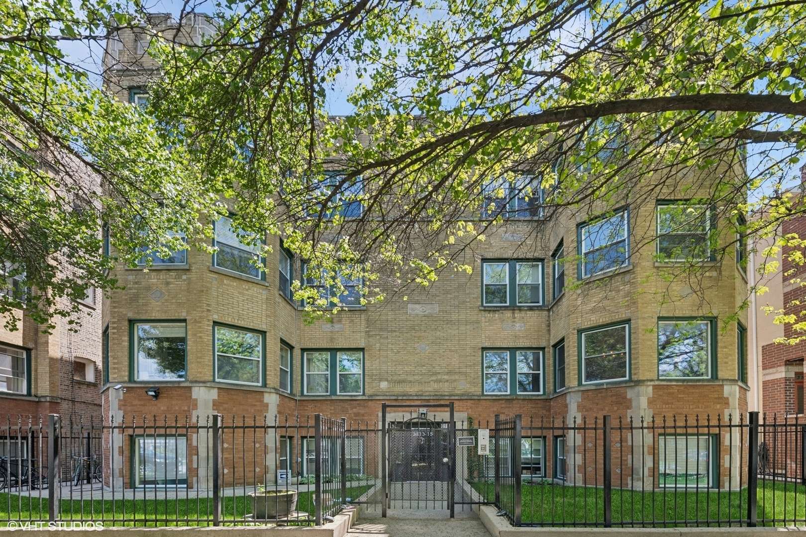 Chicago, IL 60647,3515 W Medill AVE #1W