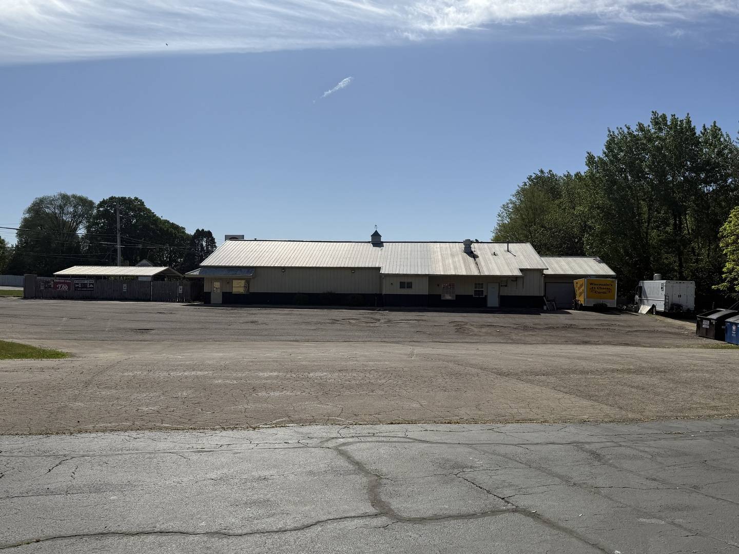 Freeport, IL 61032,2143 - 2145 W Galena AVE