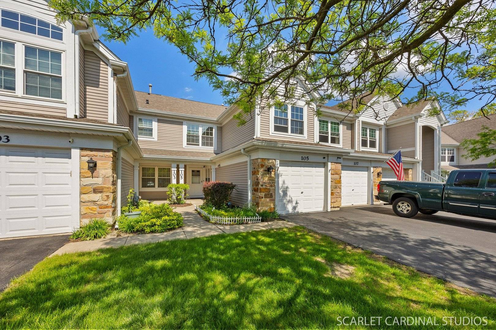 Carol Stream, IL 60188,105 Concord LN