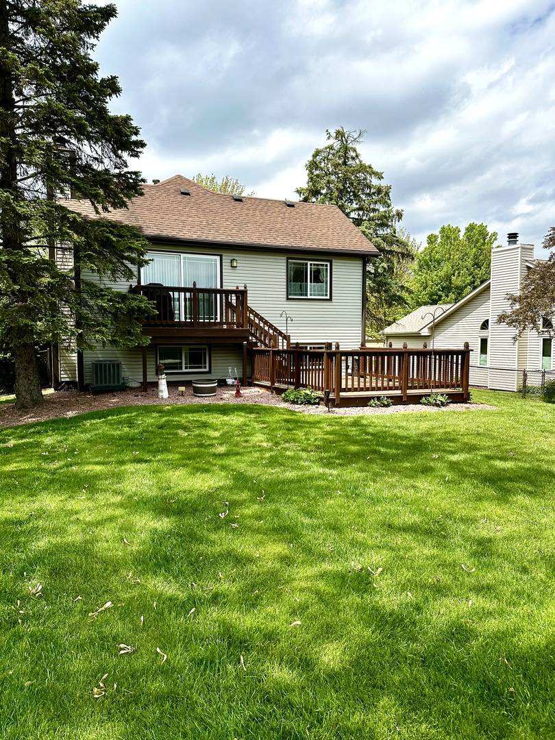 Streamwood, IL 60107,215 N Oltendorf RD